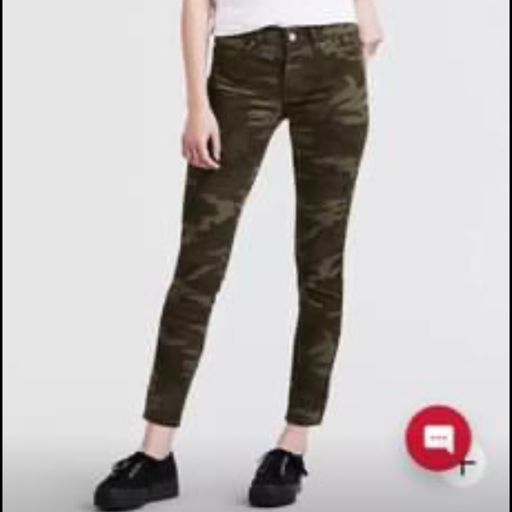 Levi’s 711 skinny Jean. Size 28